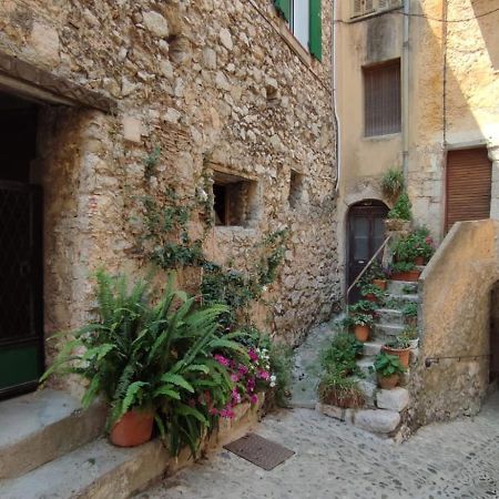 Charmant Appartement De Village Renove Gorbio Exterior foto